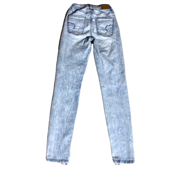 American Eagle Curvy High-Waisted Distressed Jegging - Jeans - Light Blue Wash - Picture 7 of 10